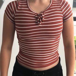 Hollister tied crop top